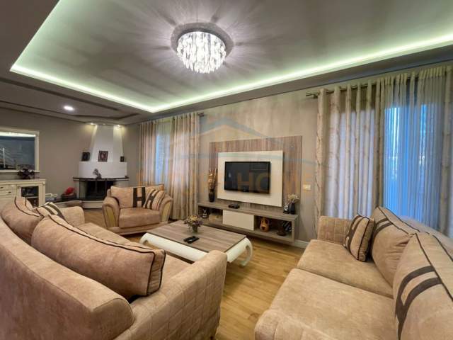 Tirane, jepet me qera Vile 4.500 Euro (Jordan Misja)