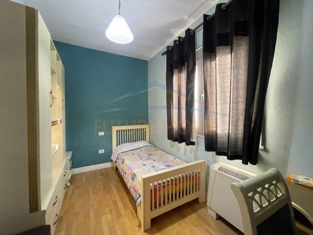 Tirane, jepet me qera Vile 4.500 Euro (Jordan Misja)