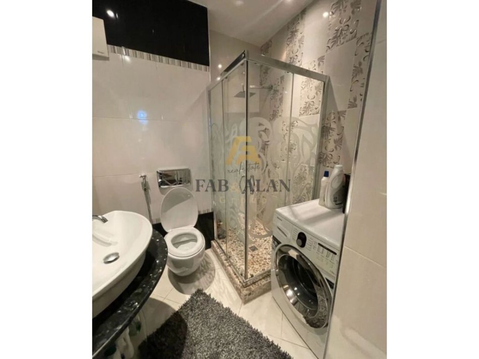 Tirane, shitet apartament 2+1+2 Kati 3, 125 m² 178.000 € (Don Bosko)
