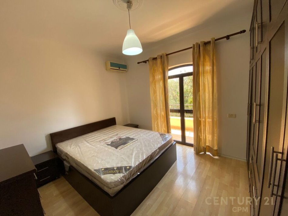 Tirane, jepet me qera 3+1+Ballkon Kati 3, 102 m² 600 € (ne rrugen Siri Kodra, prane Selvise)