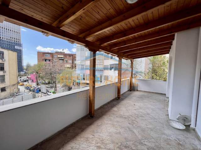 Tirane, shes apartament 2+1+BLK Kati 3, 114 m² 250.000 Euro (Rruga e Elbasanit)