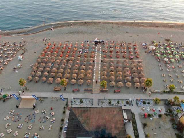 Spille, shitet hotel 4-katesh, 2.385 m² 3.000.000 Euro (Spille)
