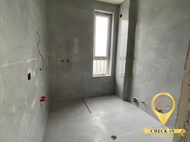 Tirane, shitet apartament 1+1+BLK Kati 6, 70 m² 77.000 Euro (Yzberisht)