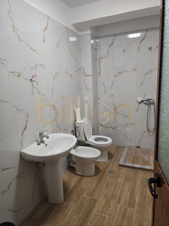 Tirane, shitet apartament 1+1 Kati 5, 55 m² 90.000 € (rruga e dibres, Tirana, Albania)