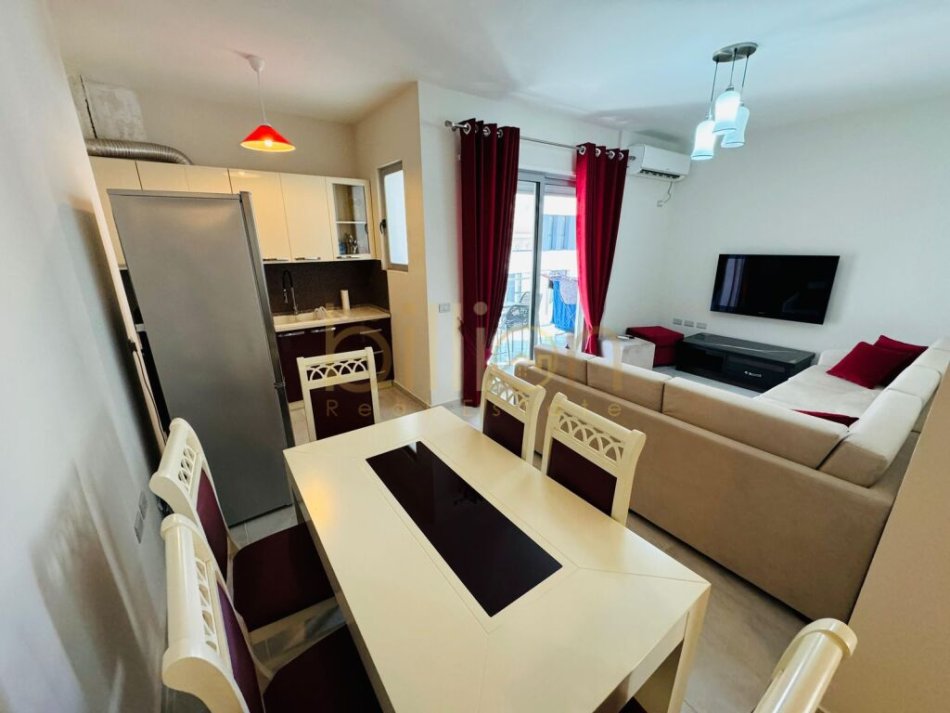 Vlore, shitet apartament 1+1+Ballkon Kati 4, 68 m² 171.300 € (Radhime, Vlore)