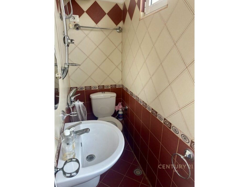 Tirane, shitet apartament duplex 3+1+Aneks+Ballkon Kati 5, 110 m² 145.000 € (21 dhjetori)