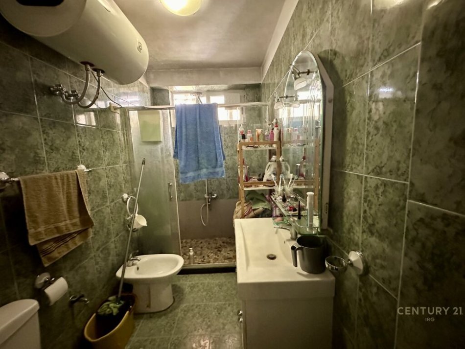 Tirane, shitet apartament duplex 3+1+Aneks+Ballkon Kati 5, 110 m² 145.000 € (21 dhjetori)