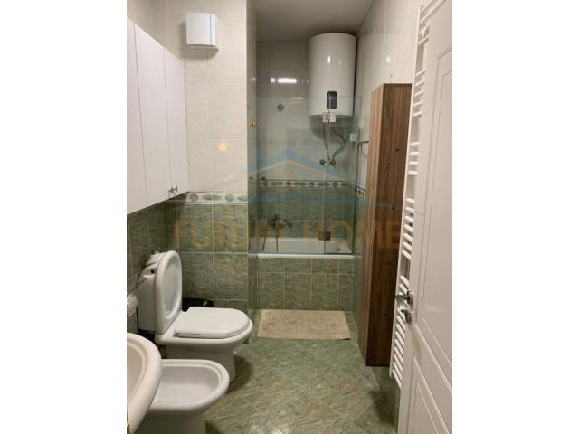 Tirane, jepet me qera apartament 1+1+BLK Kati 6, 66 m² 550 Euro (Rruga e Elbasanit)