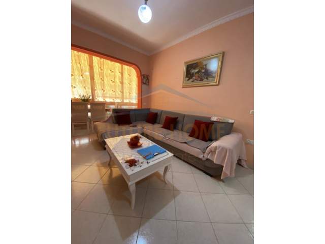 Tirane, shitet apartament 1+1 Kati 5, 57 m² 60.000 Euro (Teodor Keko)