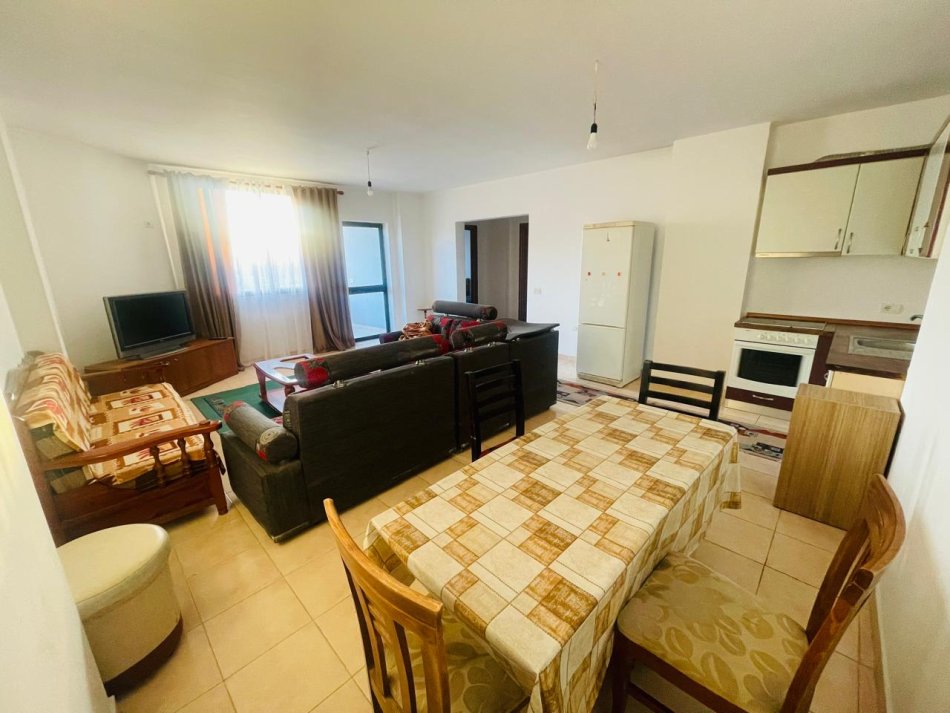 Shqiperi, jepet me qera apartament Kati 9, 80 m² 350 € (Yzberisht)
