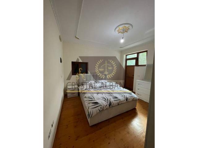 Tirane, jepet me qera apartament Kati 0, 90 m² 450 Euro (Rruga Bektash Berberi)