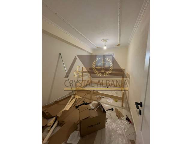 Tirane, jepet me qera apartament Kati 0, 90 m² 450 Euro (Rruga Bektash Berberi)