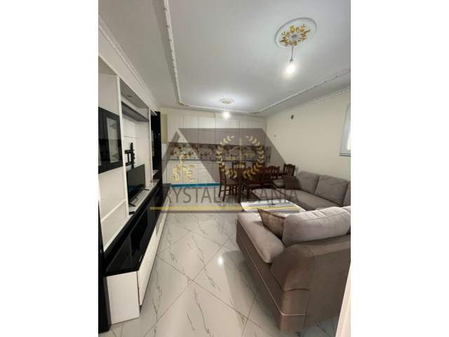 Tirane, jepet me qera apartament Kati 0, 90 m² 450 Euro (Rruga Bektash Berberi)