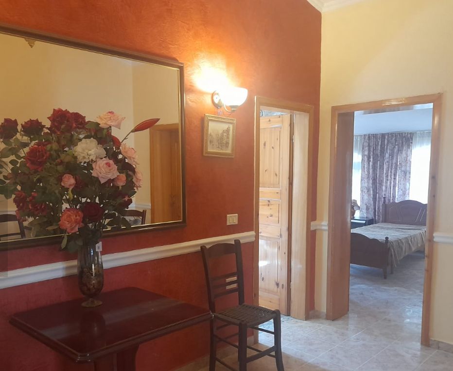 Tirane, jepet me qera apartament 2+1 Kati 3, 135 m² 550 € (Komuna e parisit)