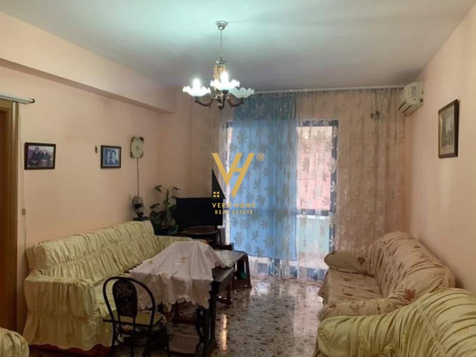 Tirane, shitet apartament 1+1+Ballkon Kati 3, 65 m² 130.000 € (RRUGA E ELBASANIT)