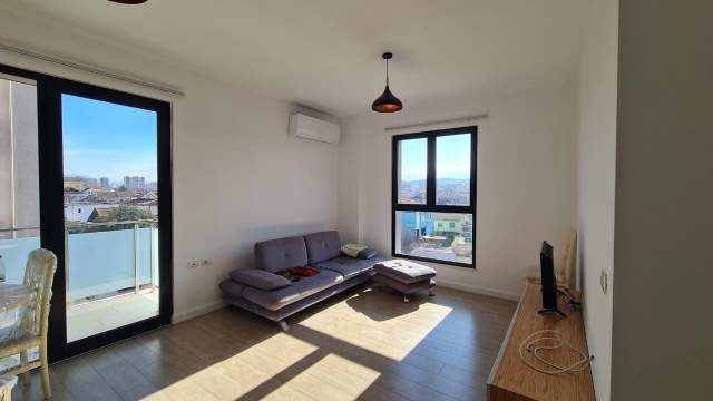 Tirane, jap me qera apartament 3+1+BLK 118 m² 480 Euro (Shqiponja Bov Oil)