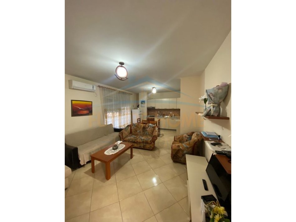 Tirane, shitet apartament 2+1+Ballkon Kati 6, 110 m² 172.000 € (21 Dhjetori)