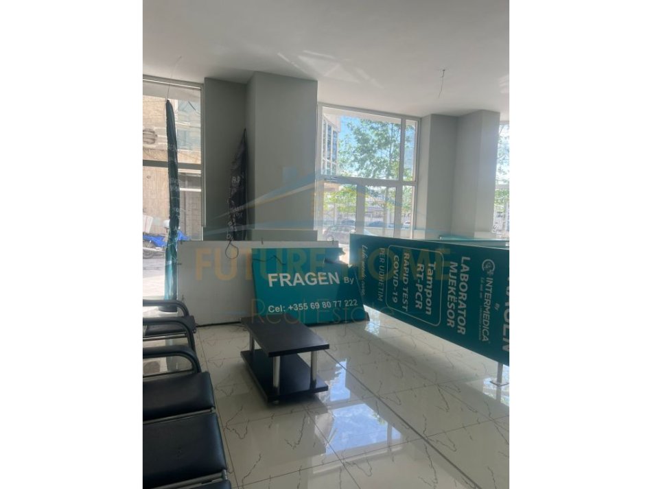 Durres, jepet me qera ambjent biznesi Kati 0, 115 m² (Te Rruga Portit, Durres)