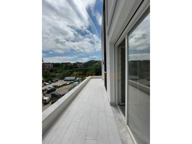 Tirane, shes apartament 2+1+BLK Kati 2, 104 m² 181.000 Euro (Liqeni i Thate)
