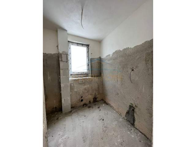 Tirane, shes apartament 2+1+BLK Kati 2, 104 m² 181.000 Euro (Liqeni i Thate)