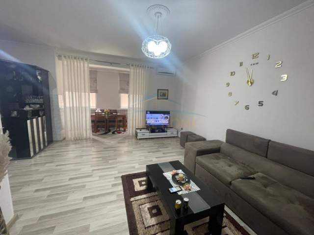 Tirane, shitet apartament Kati 5, 122 m² 90.000 Euro (Don Bosko)