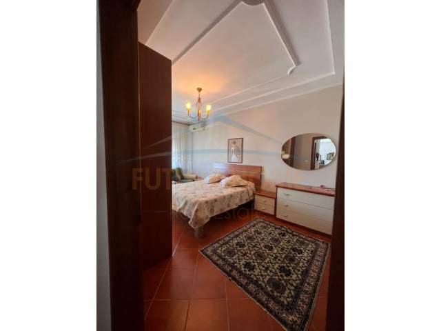 Tirane, jepet me qera apartament Kati 9, 93 m² 600 Euro (21 Dhjetori)