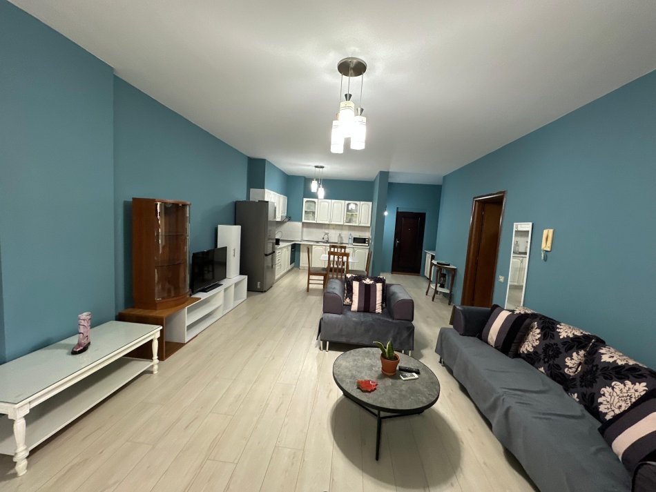 Tirane, jepet me qera apartament 1+1 Kati 3, 70 m² 550 € (rruga e elbasanit)