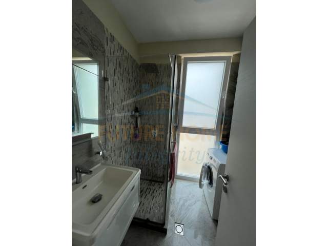 Tirane, jepet me qera 2+1+BLK Kati 5, 122 m² 900 Euro (Shkolla e Baletit)