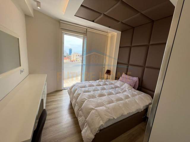 Tirane, jepet me qera 2+1+BLK Kati 5, 122 m² 900 Euro (Shkolla e Baletit)
