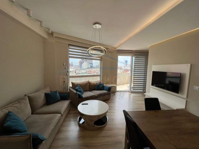 Tirane, jepet me qera 2+1+BLK Kati 5, 122 m² 900 Euro (Shkolla e Baletit)