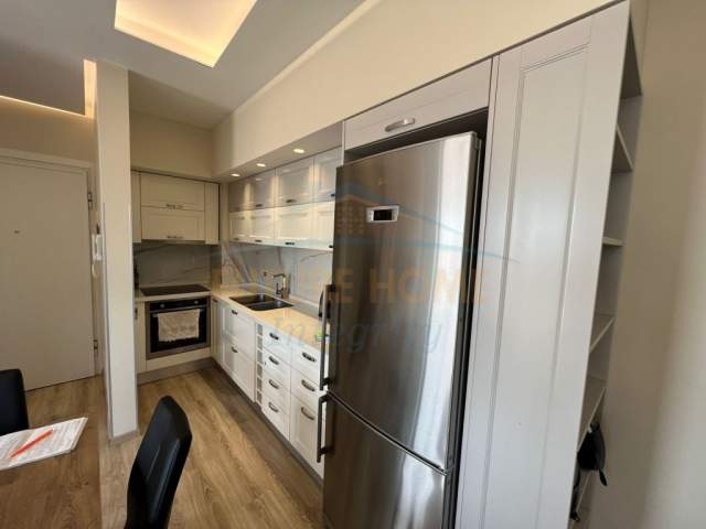 Tirane, jepet me qera 2+1+BLK Kati 5, 122 m² 900 Euro (Shkolla e Baletit)
