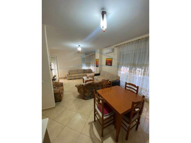 Tirane, shitet apartament Kati 6, 110 m² 178.000 Euro (21)