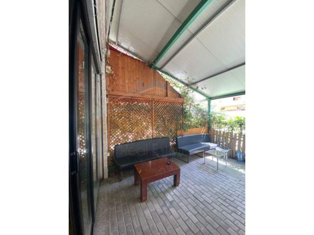 Durres, shitet lokal Kati 0, 200 m² 260.000 Euro (UKD)
