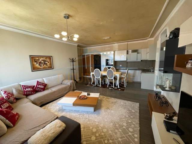 Tirane, shitet apartament 2+1 Kati 6, 110 m² 210.000 Euro (kopshti zologjik)