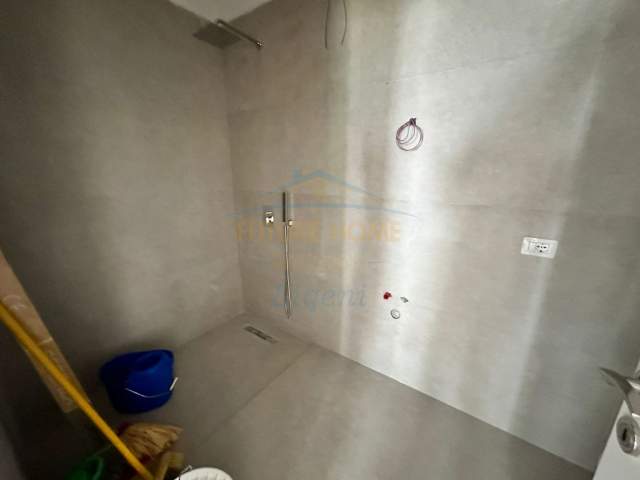 Tirane, shes apartament 2+1+BLK Kati 1, 117 m² 165.000 Euro (Kodra e Diellit)
