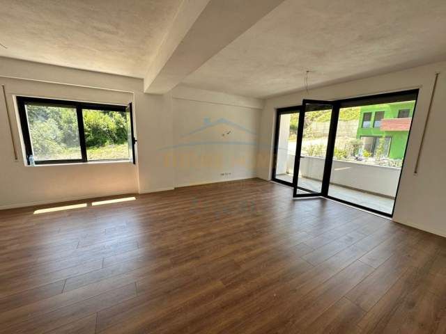 Tirane, shes apartament 2+1+BLK Kati 1, 117 m² 165.000 Euro (Kodra e Diellit)