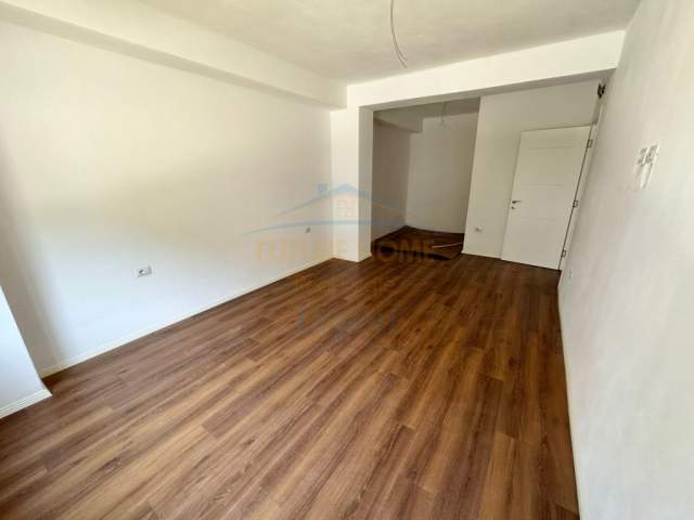 Tirane, shes apartament 2+1+BLK Kati 1, 117 m² 165.000 Euro (Kodra e Diellit)