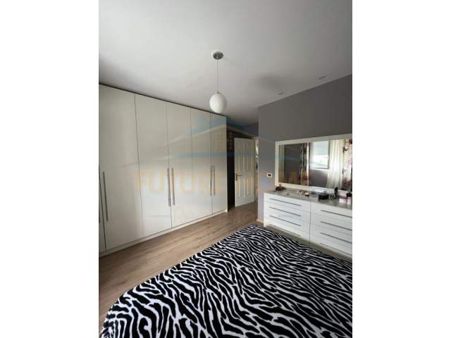 Tirane, shes apartament 2+1+BLK Kati 3, 110 m² 140.000 Euro (Laprake)