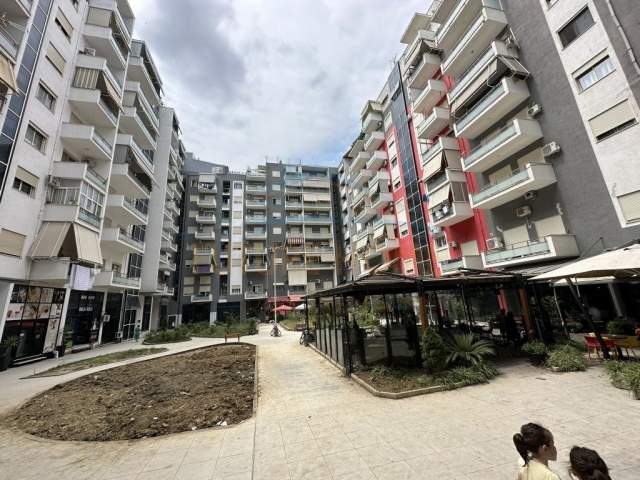 Tirane, shes apartament 2+1+BLK Kati 4, 94 m² 100.000 Euro (Golden Park)