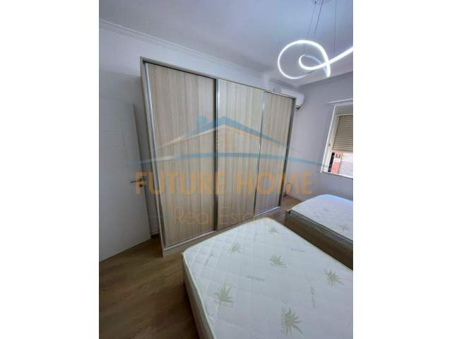 Tirane, shitet apartament 2+1 Kati 1, 92 m² 170.000 Euro (Komuna e Parisit)