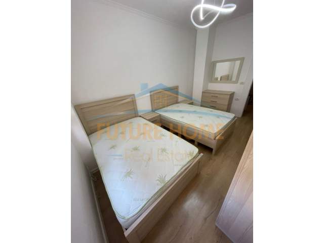Tirane, shitet apartament 2+1 Kati 1, 92 m² 170.000 Euro (Komuna e Parisit)