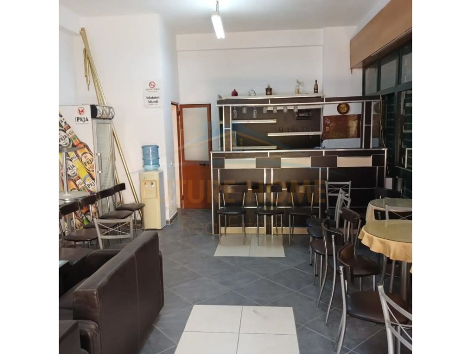 Durres, shitet bar-kafe Kati 1, 41 m² 60.000 € (Stadiumi, Durres.)