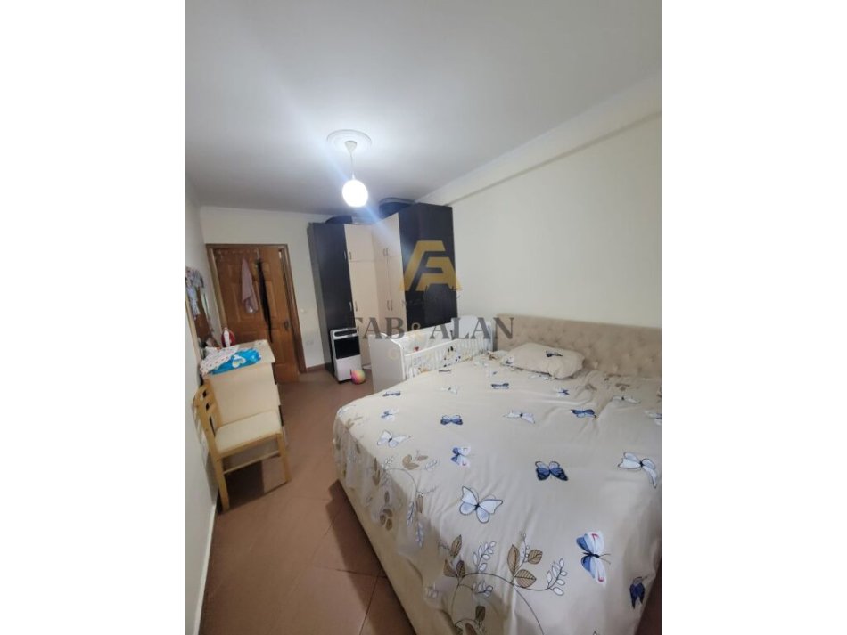 Tirane, shitet apartament 1+1 Kati 1, 60 m² 88.000 € (RRUGA 5 MAJI)