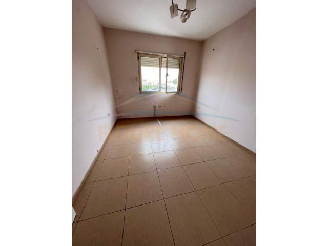 Tirane, shes apartament 2+1+BLK Kati 3, 116 m² 119.000 Euro (RRUGA TEODOR KEKO)