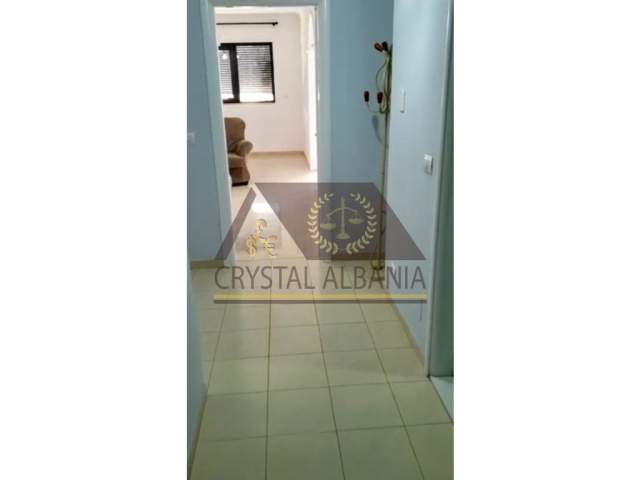 Tirane, jepet me qera apartament 2+1+BLK Kati 5, 120 m² 42.000 Leke (Rruga Teodor Keko)