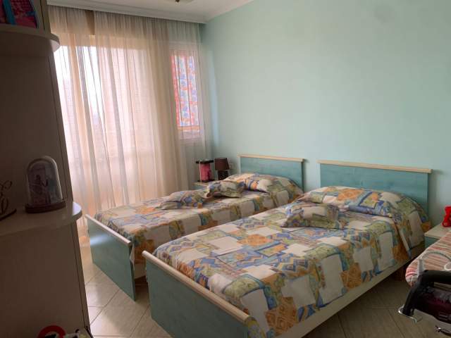 Tirane, shitet apartament 2+1 Kati 6, 111 m² 200.000 Euro (selvia)