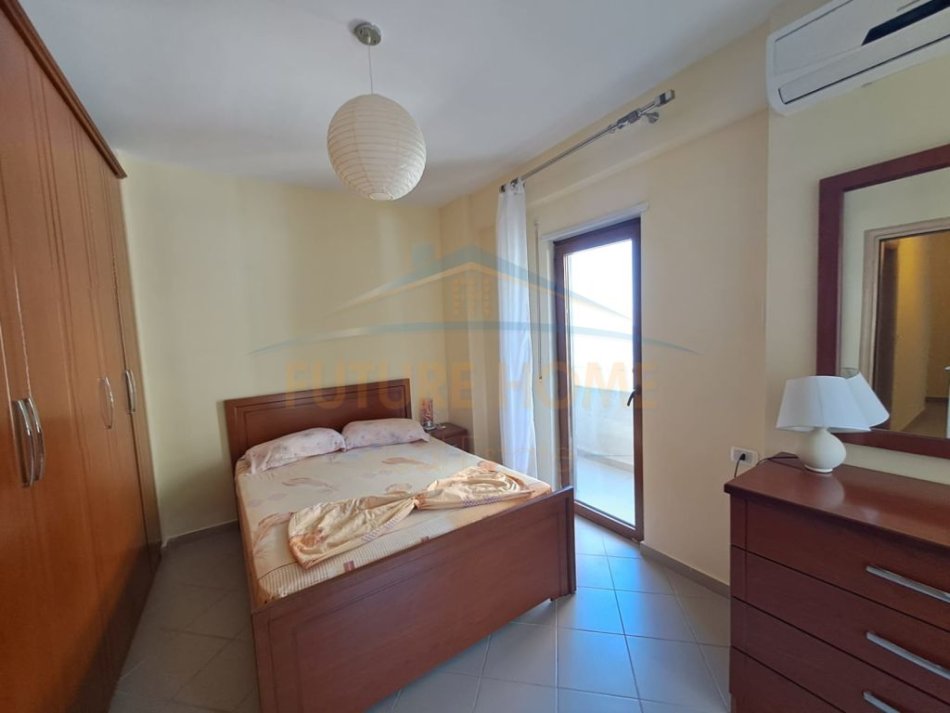 Durres, jepet me qera apartament 2+1 Kati 10, 85 m² 500 € 