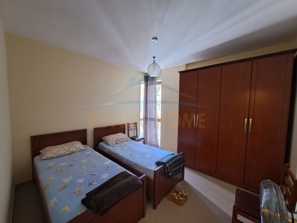 Durres, jepet me qera apartament 2+1 Kati 10, 85 m² 500 € 