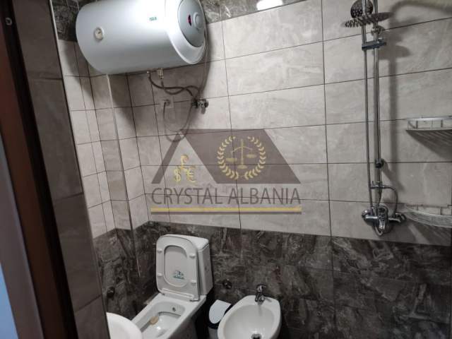 Tirane, jepet me qera apartament 2+1+BLK Kati 4, 75 m² 450 Euro (Myslym Shyri)