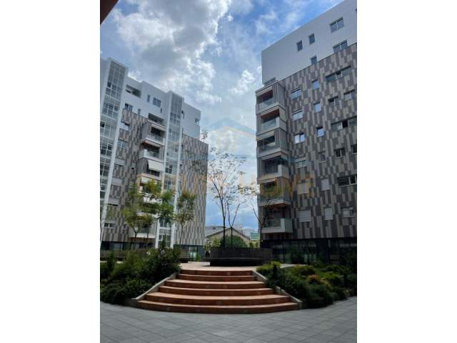 Tirane, jepet me qera 2+1 Kati 5, 73 m² 600 Euro